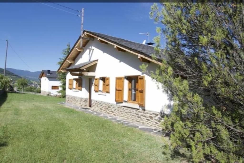 Casa L'Avet. El Vilar D'Urtx Escardacs Exteriér fotografie